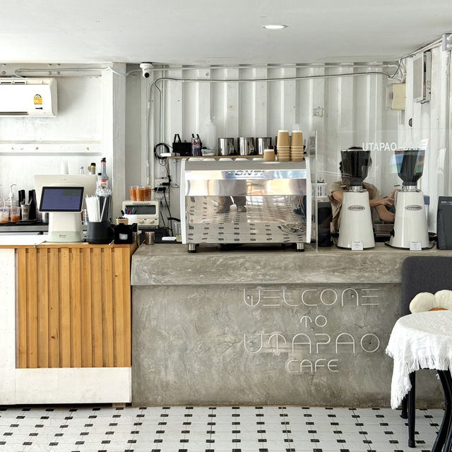 Cafe สุดชิว ที่หาด EOD ฟีลหาดส่วนตัว