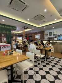 Hearty Comfort in Historic Melaka: A Tasty Stop at Din Fung Kee Kota Syahbandar