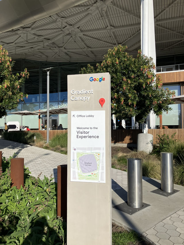 Silicon Dreams: A High-Tech Adventure 