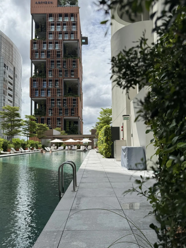 Under the Golden Dome: A Refreshing Stay at The Singapore Edition