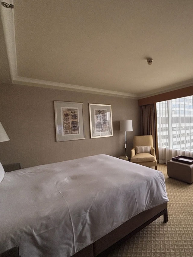 Timeless Elegance and Elevated Tranquility at Conrad Hong Kong