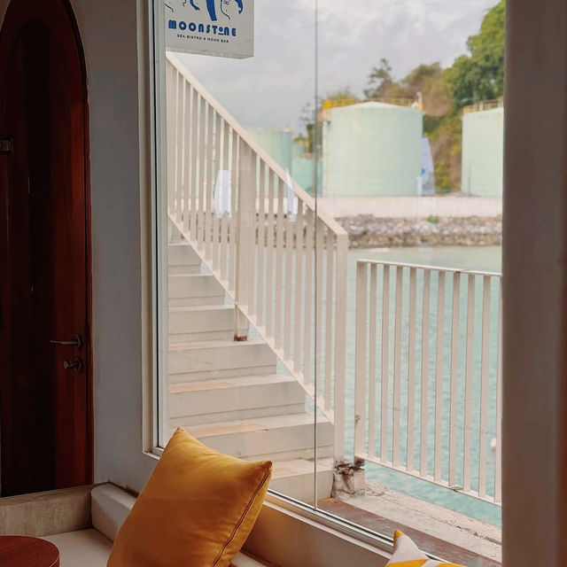 A Hidden Gem of Cozy Elegance