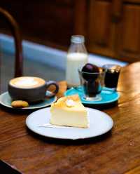 Sunlit Spaces and Chill Vibes at Lucky Cat Coffee & Kitchen