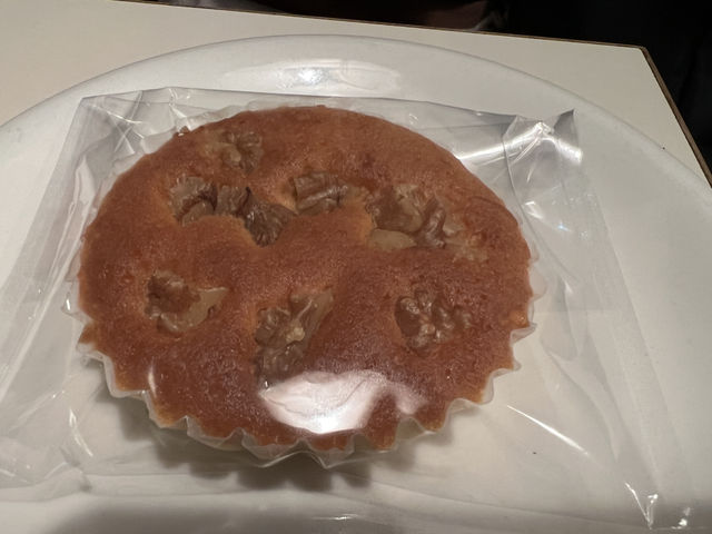 🍡 A Sweet Slice of the Past – Afternoon Tea at Ojima Pan-ten