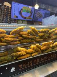 🇰🇷 Uirak - Famous fried stuffed pepper 🫑 