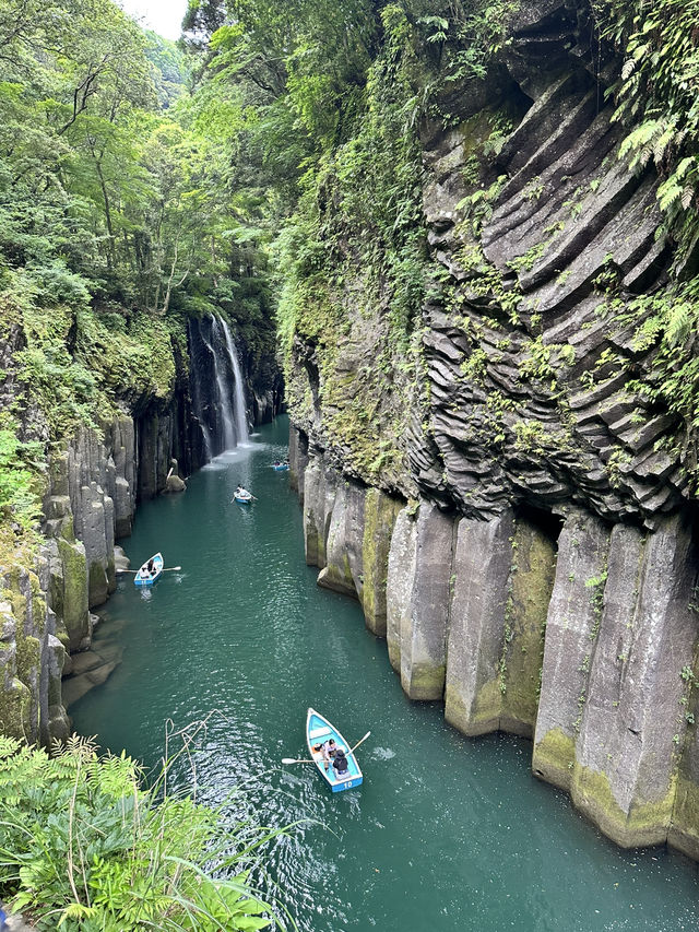 高千穗峽-划船才能看到的美景