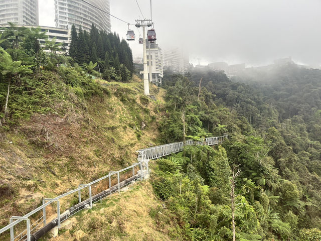 🌟 Genting Highlands Must-Try: Awana SkyWay Cable Car 🌟