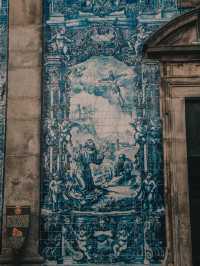 Blue and Beautiful – A Quick Stop at Porto’s Chapel of Souls 