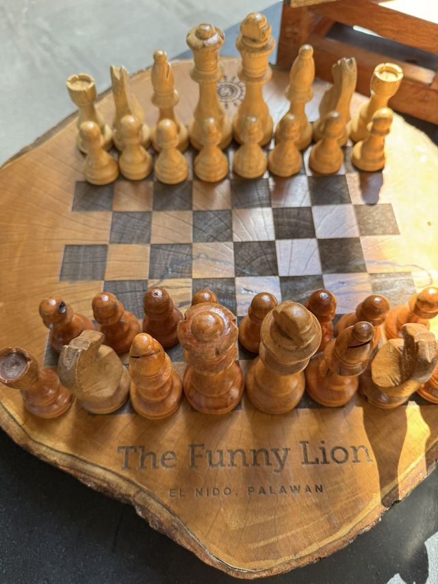 Checkmate & Chill: A Wholesome Escape at The Funny Lion El Nido 🦁♟️