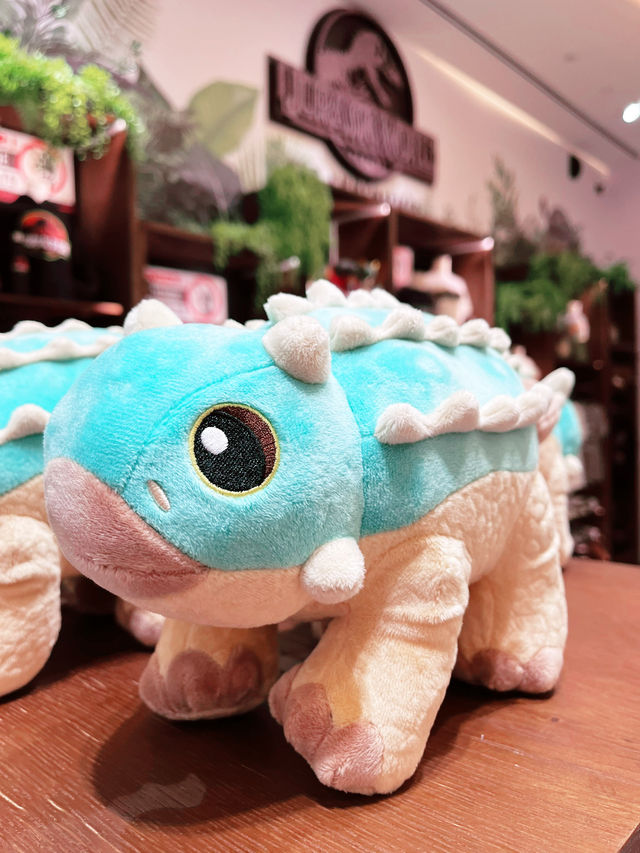Must-Visit Souvenir Shop at Jurassic World & Cloud Forest/Flower Dome 