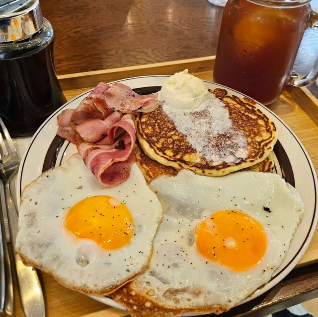 JO'S American Cafe 元町店