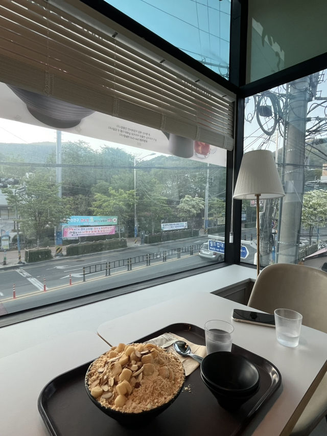 [부산 초읍동 어린이 대공원카페] 뷰 맛집에 넓은 좌석! 🍧 설빙어린이대공원점