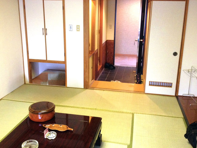 🌅 Lakeside Bliss at Toya Sun Palace: Onsen Dreams and Mountain Views