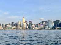 香港都市風情之旅：從金紫荊廣場到維多利亞港夜景