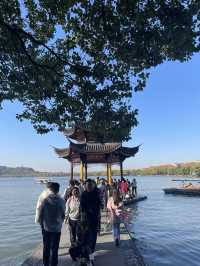 ทะเลสาบซีหู (West Lake) หางโจว 🌅