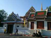วัดบวรนิเวศ..วัดที่มีพระประธาน 2 องค์