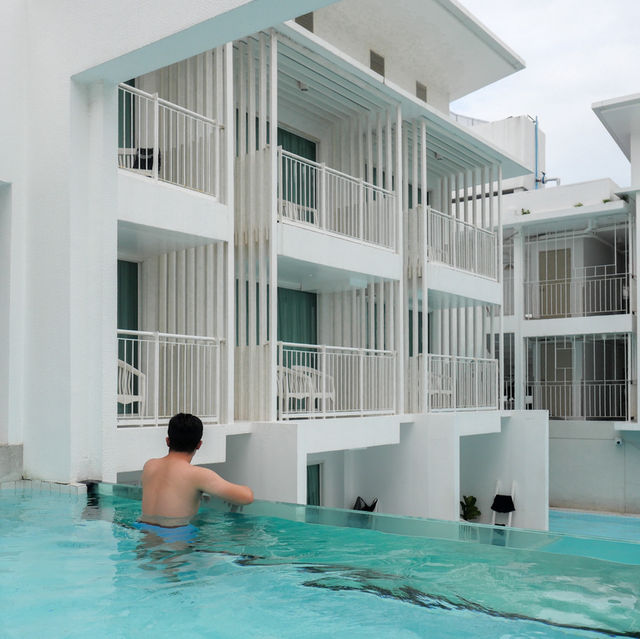 ที่พักพัทยาสไตล์มินิมอลใกล้หาดวงศ์อมาตย์