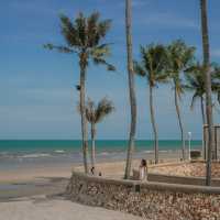ร้านอาหารติดทะเลหัวหิน