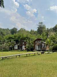 บ้านนาก๋างโต้ง ที่พักและคาเฟ่