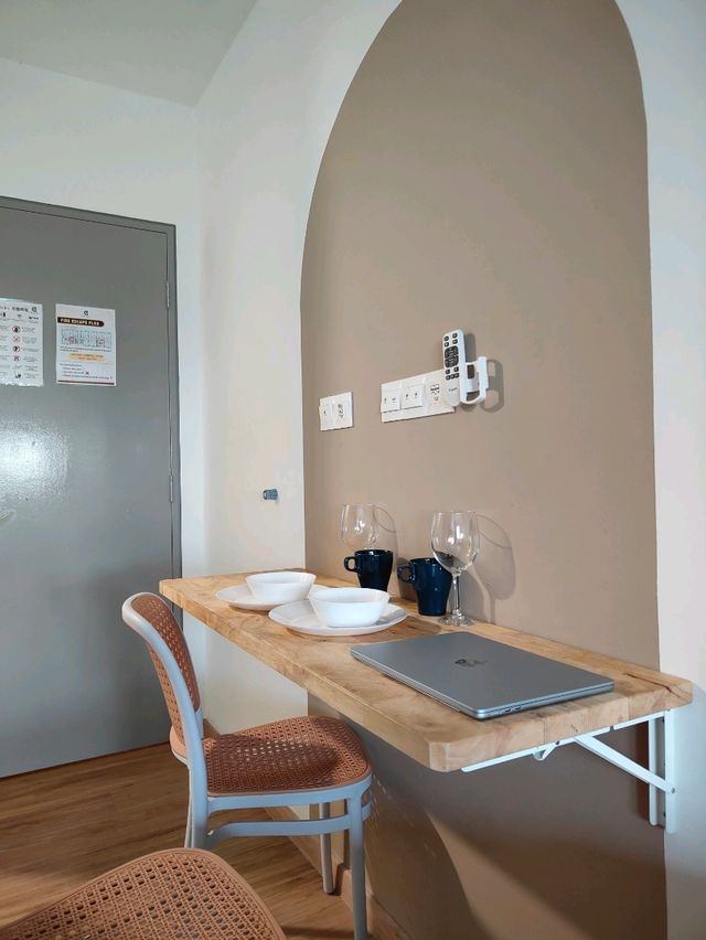 Riviera City Hotel by Guestonic: Luxe Comfort at Budget Ease 🌃🛏️🍵