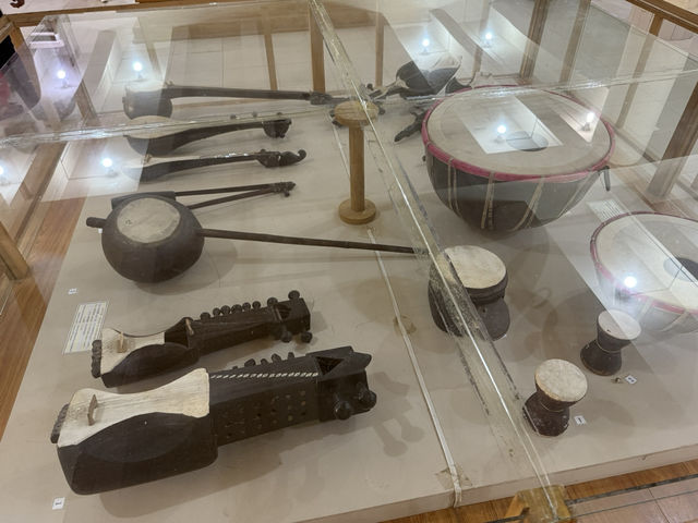 【バングラデシュ・ショナルガオン フォークアート＆クラフト博物館】色彩豊かな民芸の宝庫