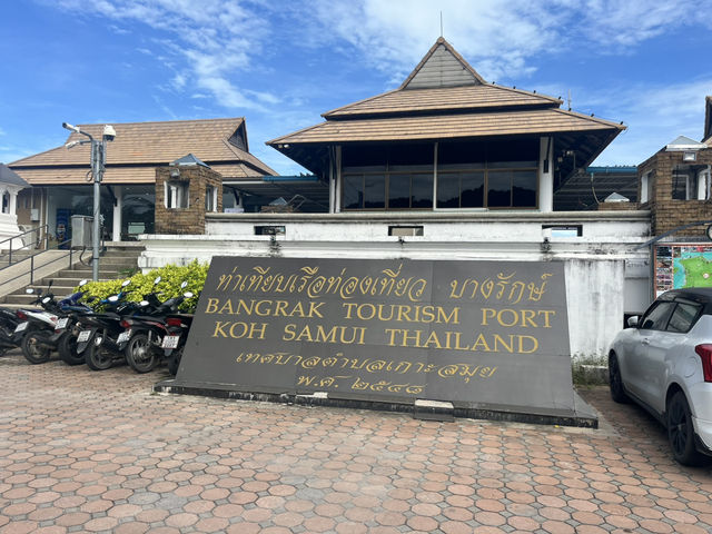 Bangrak Pier