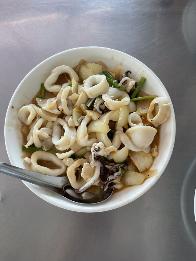 ร้านอาหารพื้นบ้านรสชาติจัดจ้าน โกตี๋