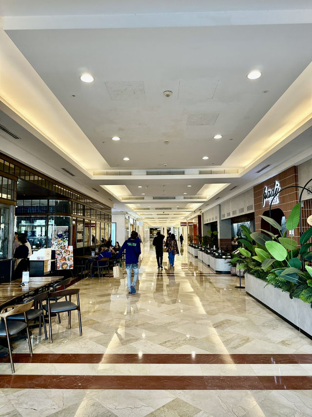 From Park Path to Patio Table — The Chill Way into KLCC