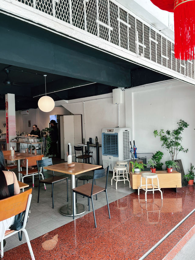 Authentic Malaysian-Chinese Delights at Shun Shun Lai Kafe