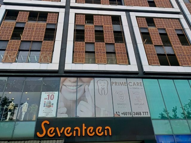 Seventeen at Section 17, Petaling Jaya