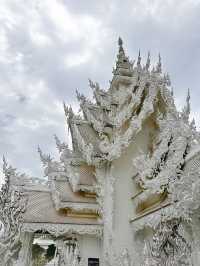 The Taj Mahal of Thailand Wat Rong Khun temple 