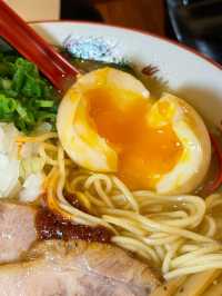 日本人開設正宗拉麵店🍜