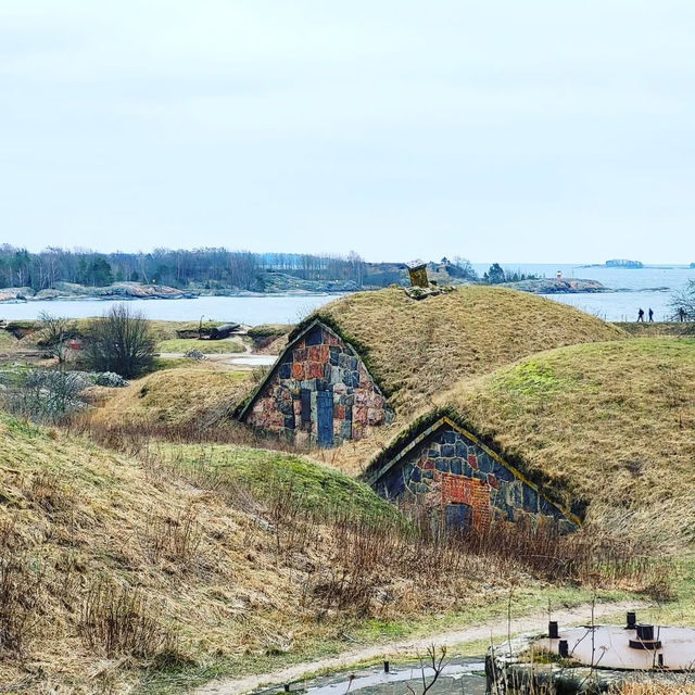 Explore the Historic Suomenlinna Island