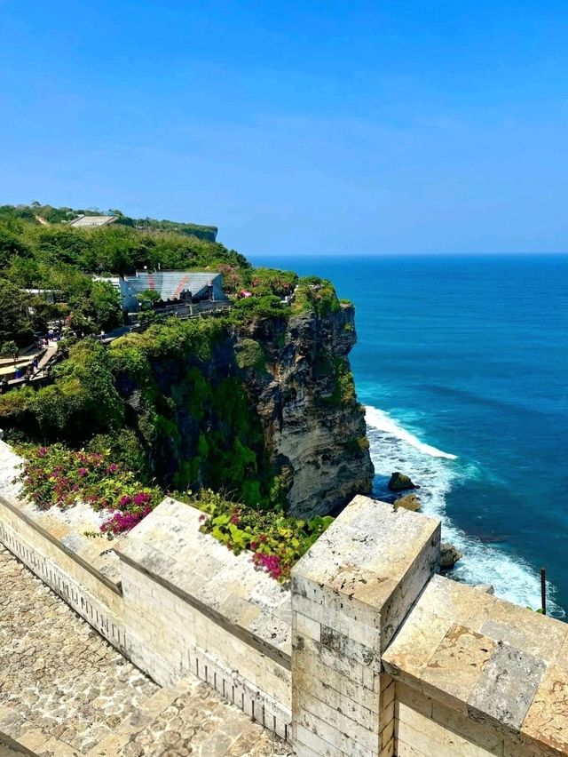 Sunset Serenity at Uluwatu Temple Sunset Serenity at Uluwatu Temple