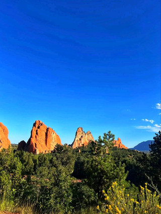 🌄  Garden of the Gods – Colorado’s Natural Masterpiece