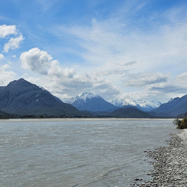 Nature’s Masterpiece: Glenorchy’s Spellbinding Serenity