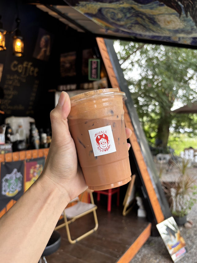 Muggle slow bar คาเฟ่ลับๆในสวน ที่แปดริ้ว