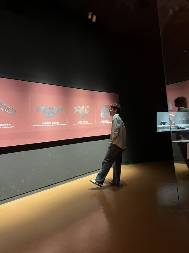 ย้อนรอยอารยธรรมกว่า 7,000 ปีใน Hemudu Museum 🏺