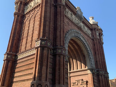 Barcelona Is Calling: Iconic Sights & Epic Vibes 🇪🇸🔥 Barcelona Is Calling: Iconic Sights & Epic Vibes 🇪🇸🔥