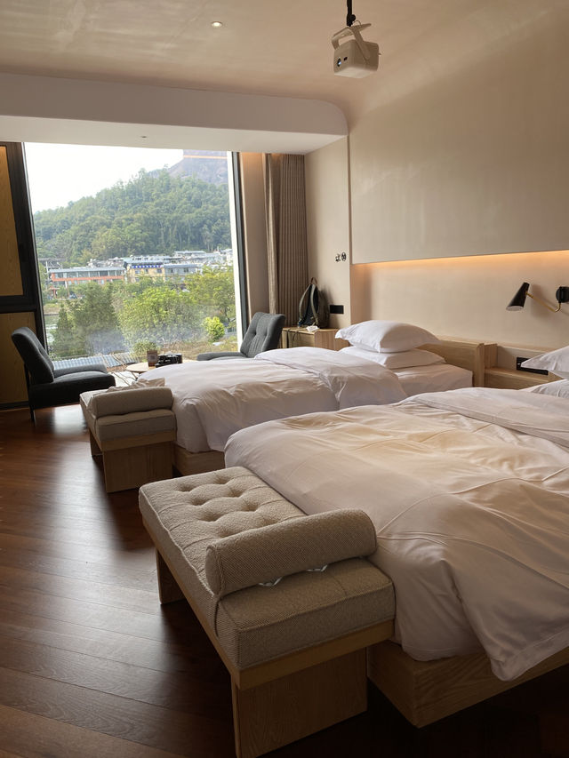 丹霞山江畔最棒的酒店- 悠然江畔設計師藝術酒店 丹霞山江畔最棒的酒店- 悠然江畔設計師藝術酒店