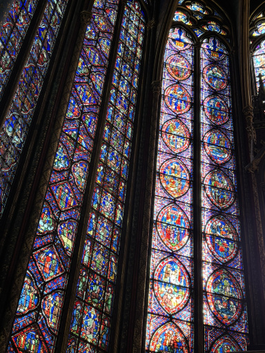 Sainte chapelle✨サント・シャペル ✨ 聖なる礼拝堂 | Trip.com パリ