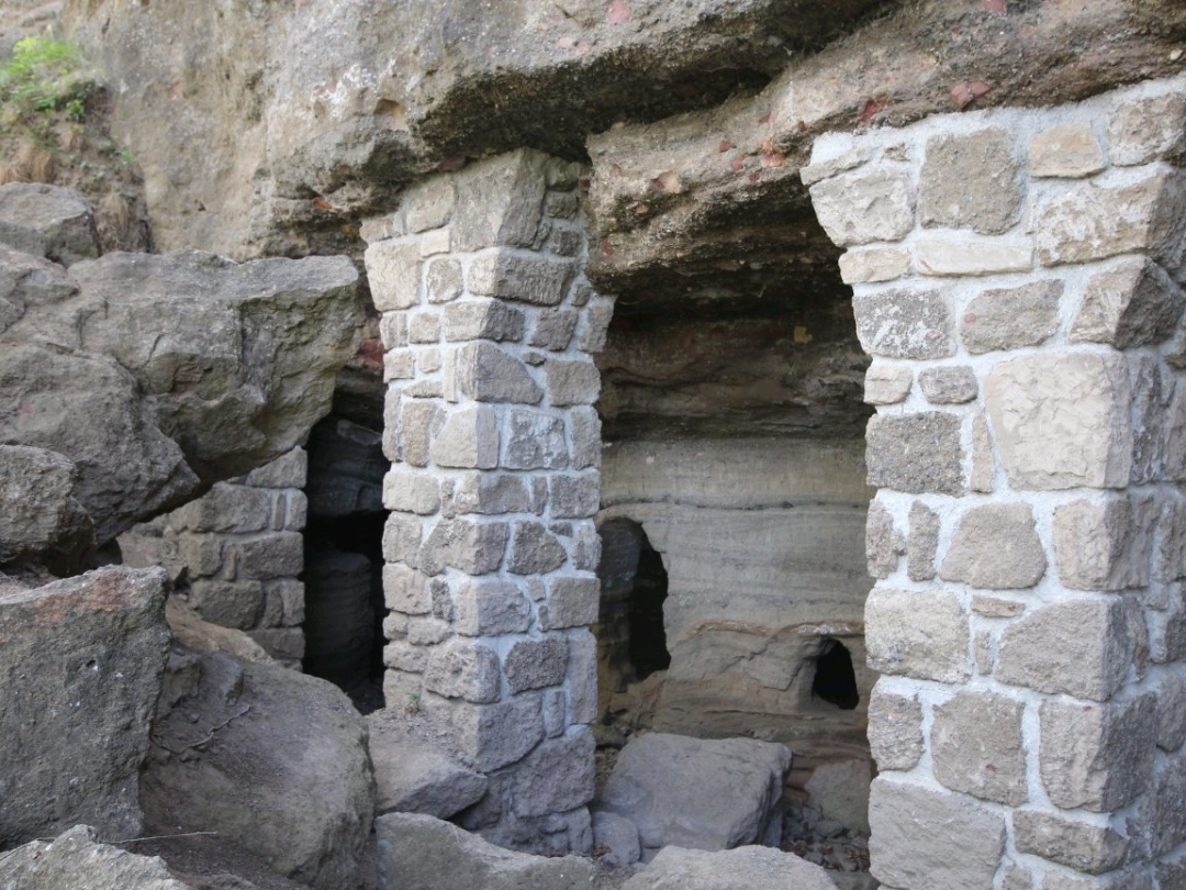 Tihany rock cells – medieval monastic life in volcanic cliffs