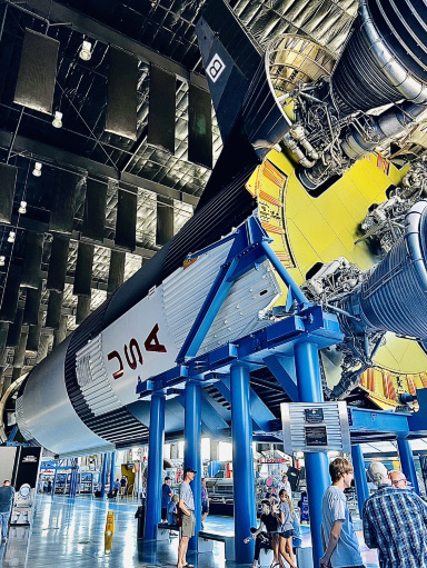 アラバマ州観光］マーシャル宇宙飛行センターで巨大なロケットをリアル
