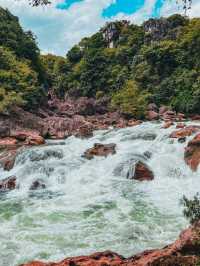 🌊✨ Chasing Waterfalls in Guizhou! ✨🌊