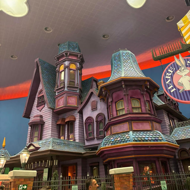 Warner Bros. World Abu Dhabi 🗺️