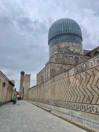 The Bibi-Khanym Mosque