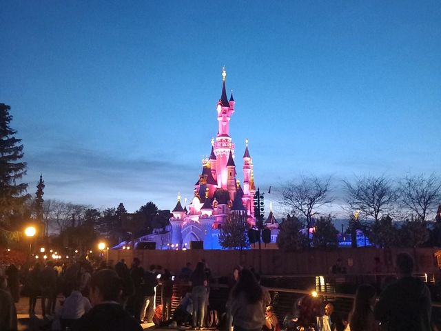 🧚‍♂️🏰Disneyland Paris🎡🎠🩵