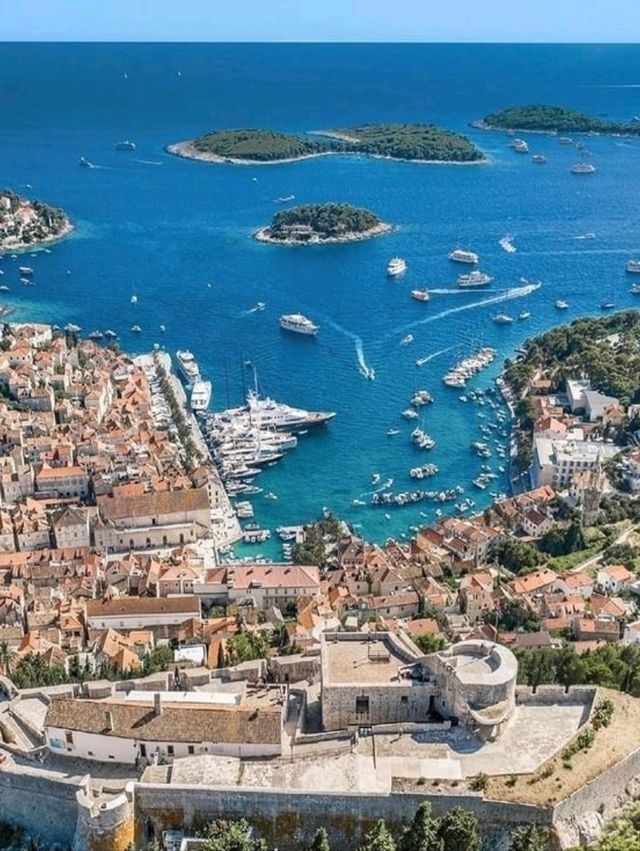 🏰 Dubrovnik: The Pearl of the Adriatic 🇭🇷✨