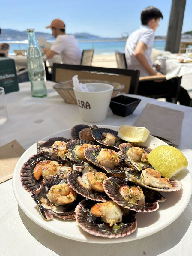Craving for seafood? Galice is your place on earth!