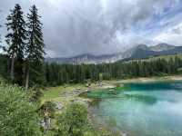 走訪多洛米蒂山最美麗的湖泊～雷扎湖 (Lake Carezza)